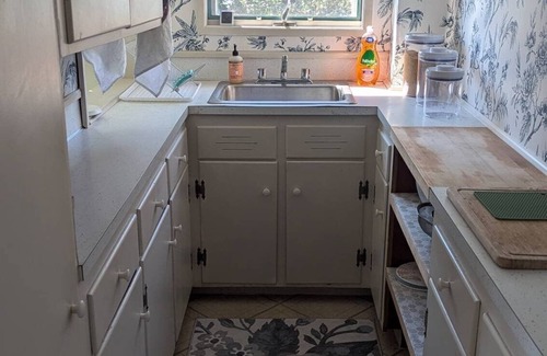 Fairhaven Apartamento | 2/1 apt, 2nd FL own entrance in Fairhaven, MA, dogs ok, WiFi, Full Kitchen