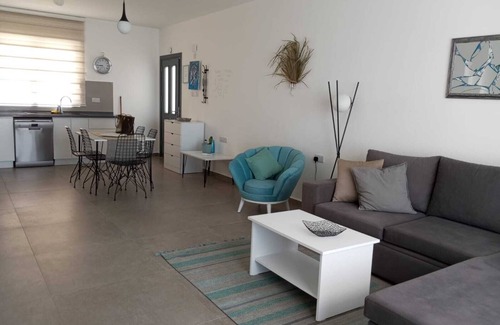 Kucukerenkoy Complejo | 2+1 Penthouse Aqua Marine with large roof terrace with sea and mountain views