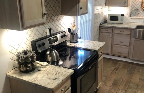 Crescent Beach Casa | 2/2 Beach House - Sleep 6 - 2 Blocks to Beach. Dog Friendly. Public Boat Ramp