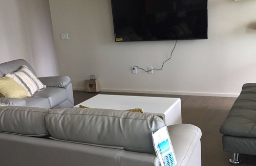 Kaka'ako Condominio | 2/2 Park lane 30 days minimum