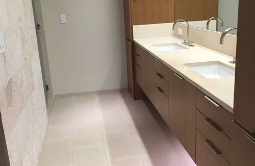 Kaka'ako Condominio | 2/2 Park lane 30 days minimum