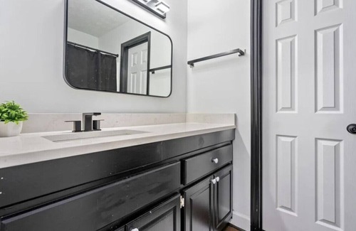 Auburn Casa | 2.5mi to Stadium/Arena. Close to AU Club Golf. Easy access from I-85