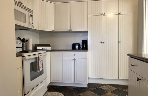 Twentynine Palms Casa | 2.9 Palms - 5 minute drive to park!