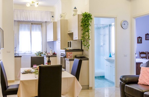Vatican Apartamento | 2apartamentos en el mismo edificio centro Roma cerca del Vaticano para10personas