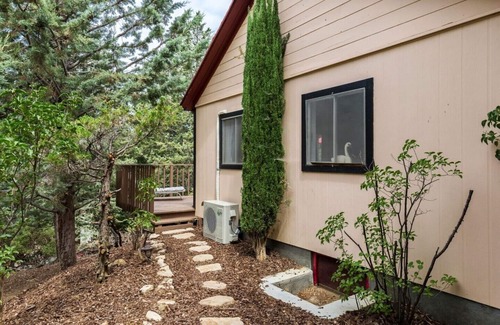 Julian Casa | 2 B / R TOP RATED Private Historic Cabin A / C