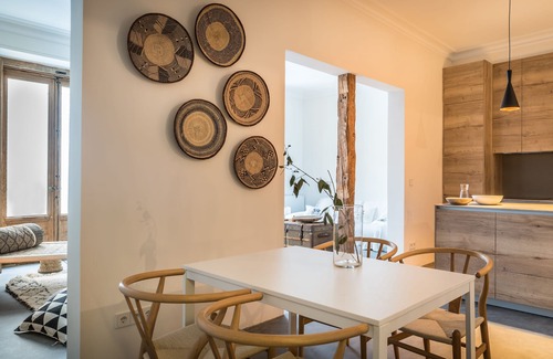 Centro Casa | 2 balcones 2 chimeneas CON ENCANTO y ESPECIAL