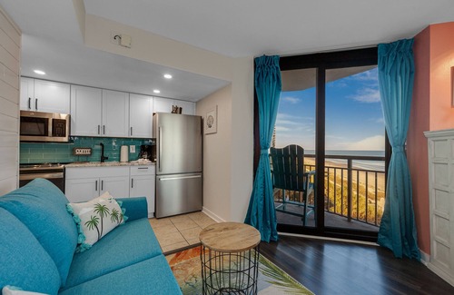 Myrtle Beach Condominio | 2 BALCONIES/DIRECT OCEANFRONT/PET FRIENDLY/CORNER UNIT/ BEST VIEW/GREAT RESORT