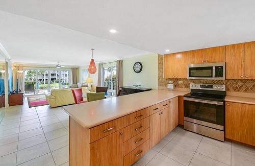 Seven Mile Beach Condominio | 2 bd/bth condo at Sunset Cove on Seven Mile Beach