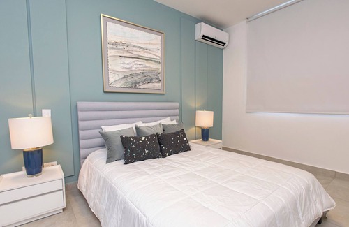 El Cangrejo Condominio | 2 Bdr + 2.5 Bthr in the newest building of Panama City / Pool / Gym / playground