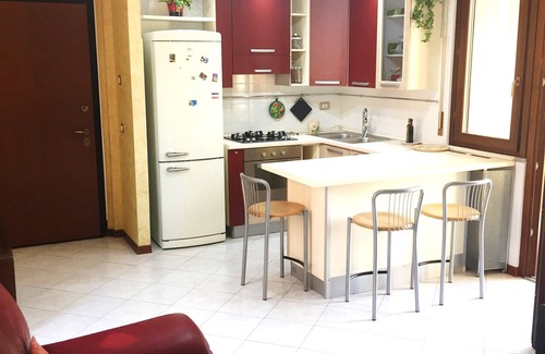 Busto Arsizio Apartamento | 2 BDR cerca de la feria MALPENSA-RHO. Wifi libre + APARCAMIENTO
