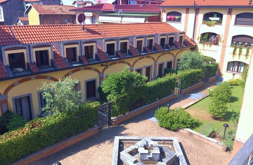 Busto Arsizio Apartamento | 2 BDR cerca de la feria MALPENSA-RHO. Wifi libre + APARCAMIENTO