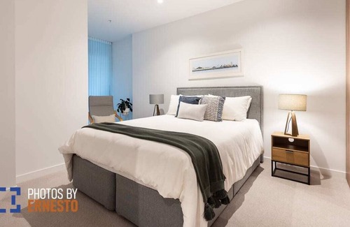 Williamstown Apartamento | 2 Bdrm/2 Bthrm Apt With Parking Near Beach & Shops
