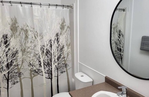 East Kootenay Apartamento | 2 bdrm apt 716 23a Ave n Cranbrook BC unit B