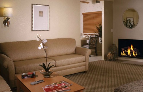 Araby Commons Condominio | Bonito complejo familiar en Palm Springs - 2 dormitorios Townhome