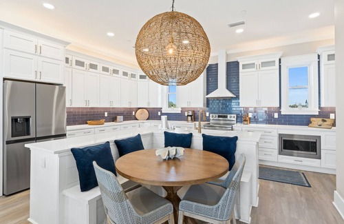 Crescent Beach Casa | 2 Beachfront Homes with Private Pool - Beachfront, 2 Pools - Sleeps 36 - Fav