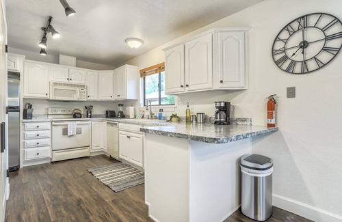 Colorado Springs Casa | 2 Bears Combined