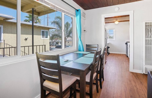 Logan Heights Apartamento | 2 Bed 1 bath apt 5 Minutes to Downtown San Diego apt # 2
