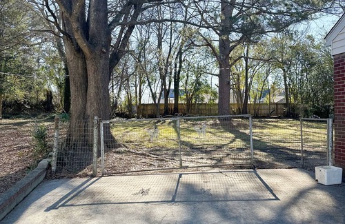 Greenwood Casa | 2 Bed, 1 Bath home Near Hospital & Hospice Ideal for Medical or Family Visits!