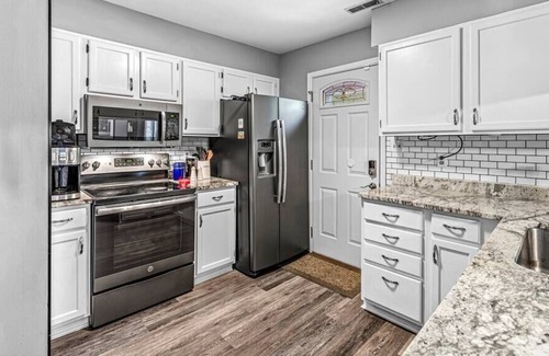 Old Northside Casa | 2 bed 2.5 bath in one of Indy's hottest areas