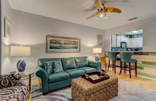 Fernandina Beach Casa | 2 Bed/2.5 Bath Townhome In Gorgeous Timeless Amelia Island Steps from the Beach