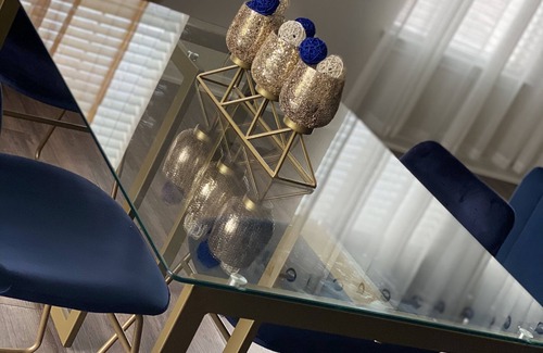 Riverside Terrace Apartamento | 2 bed| 2 bath| 1300 SF across from Herman Park Mins to Med Center, NRG and Dwntn