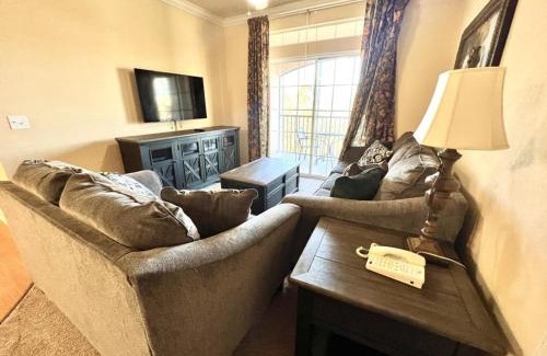 Davenport Apartamento | 2 Bed 2 Bath Condo Tuscana Resort condo