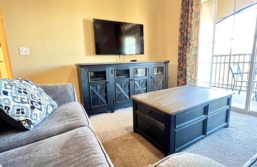 Davenport Apartamento | 2 Bed 2 Bath Condo Tuscana Resort condo