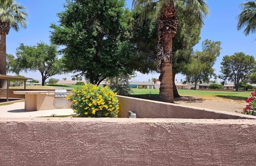 Fountain of the Sun Casa | 2 bed 2 bath home in a gated/guarded 55+ community with golf and free amenities.
