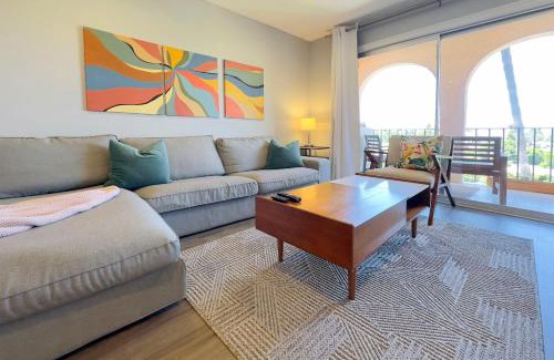 Pacific Beach Apartamento | 2 bed 2 bath penthouse condo with AC and Ocean Views