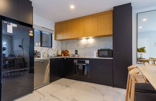 Ilam Casa | 2 bed 2 bath with Carpark near Canterbury University