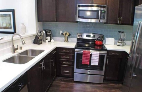 Westwood Apartamento | 2 Bed Apartment in a Full Service Building L11-A