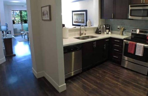 Westwood Apartamento | 2 Bed Apartment in a Full Service Building L11-A