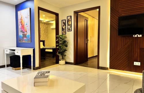 Lahore Apartamento | 2 Bed Apartment near Gulberg by Lux Haven Stays
