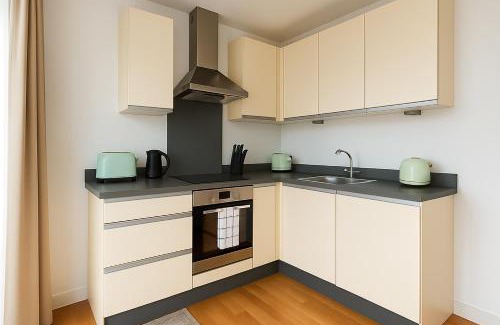 Prince's Apartamento | 2 Bed Balcony Flat in Vauxhall