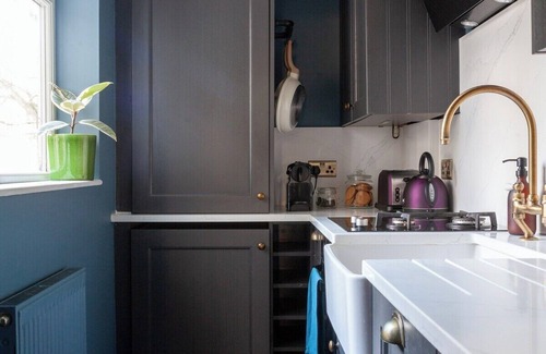 Dalston Casa | 2-Bed Beautiful Garden Flat, Sleeps 5, Dalston