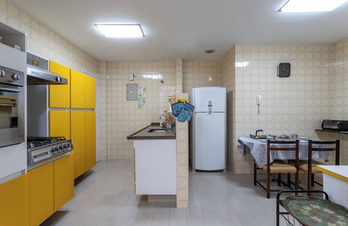 Copacabana Apartamento | 2 Bedrooms Home Office 1000ft From Subway 2000ft From Beach Copa901