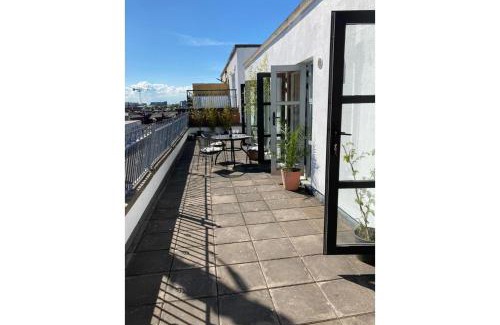 The Liberties Apartamento | 2 Bed City Centre Penthouse with Cathedral Views