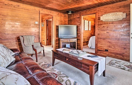 Wears Valley Cabaña | 2 Bed Cottage | Hot Tub |Spectacular Mountain View