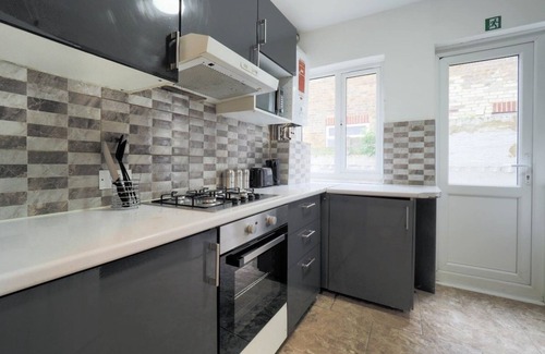 Kilburn Apartamento | 2 Bed Flat In Heart Of Kilburn With Extra Bed Suitable for 6 People