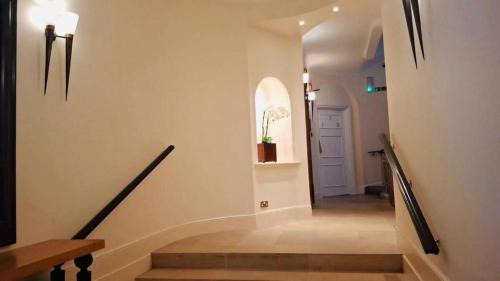 Mayfair Apartamento | 2 Bed Flat In Mayfair Central London 1 Minute Walk To Oxford Circus and Green Park Station