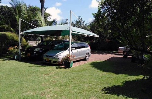 Harare Apartamento | 2 bed guesthouse in Mabelreign - 2012