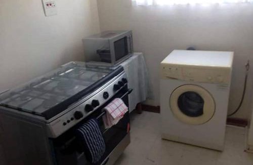 Harare Apartamento | 2 bed guesthouse in Mabelreign - 2012