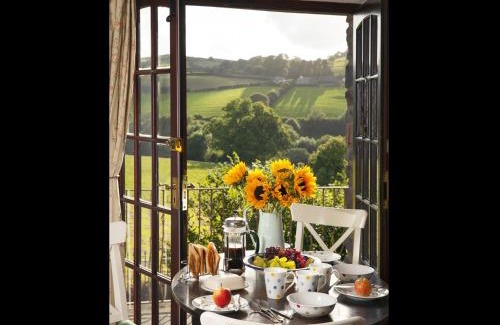Brecon Casa | 2 Bed in Battle BN077