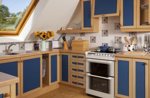 Brecon Casa | 2 Bed in Battle BN077