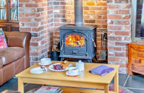 Sutton Maddock Casa | 2 Bed in Bridgnorth 94707