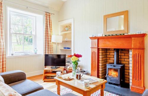 Conon Bridge Casa | 2 Bed in Conon Bridge CA387