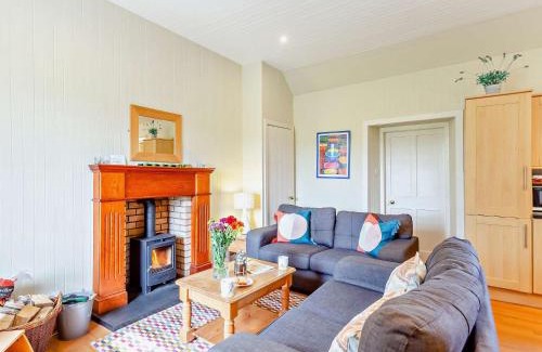 Conon Bridge Casa | 2 Bed in Conon Bridge CA387