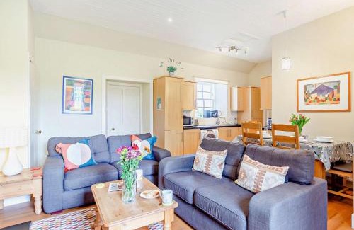 Conon Bridge Casa | 2 Bed in Conon Bridge CA387