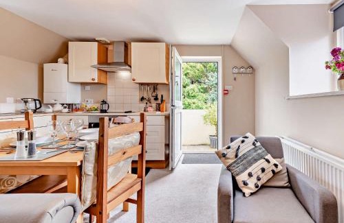 Cosheston Apartamento | 2 Bed in Cosheston FB059