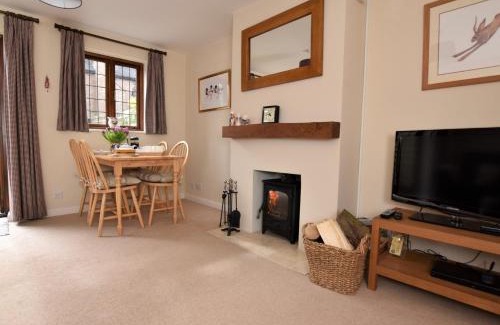 Whichford Casa | 2 Bed in Moreton-In-Marsh 75870